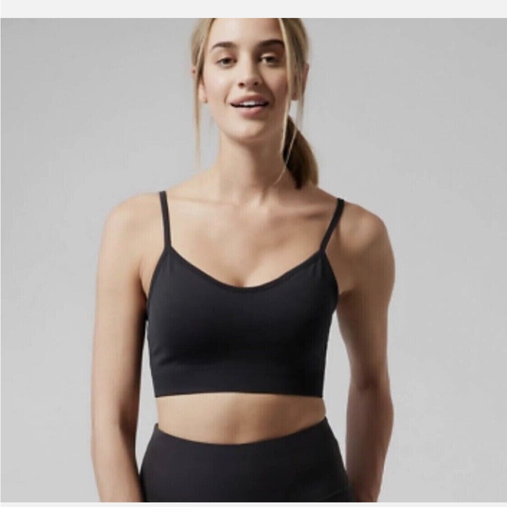 NWT Athleta Renew Sports Bra A-C Black Large